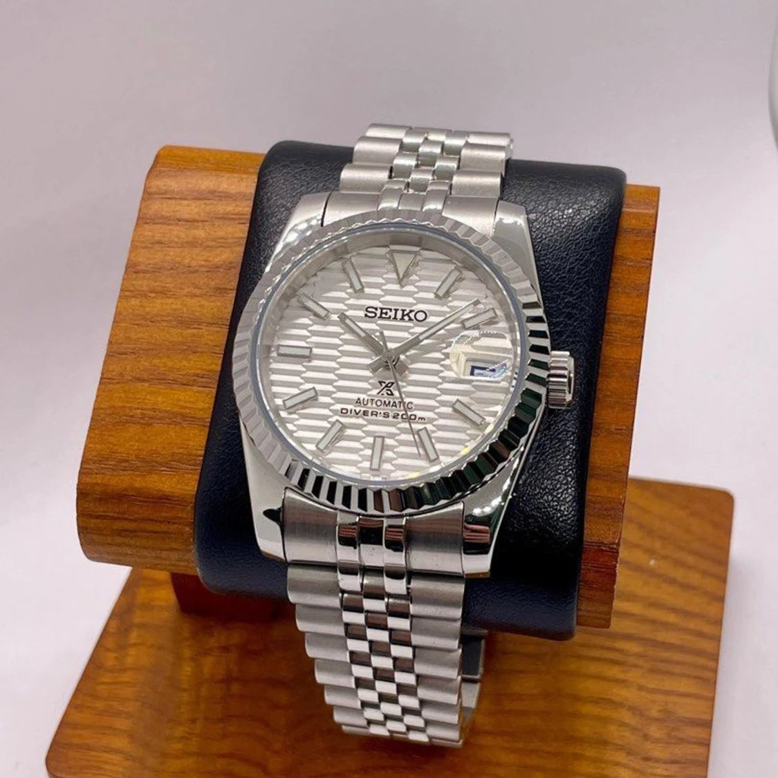 SeikoJust - Beyaz Somon